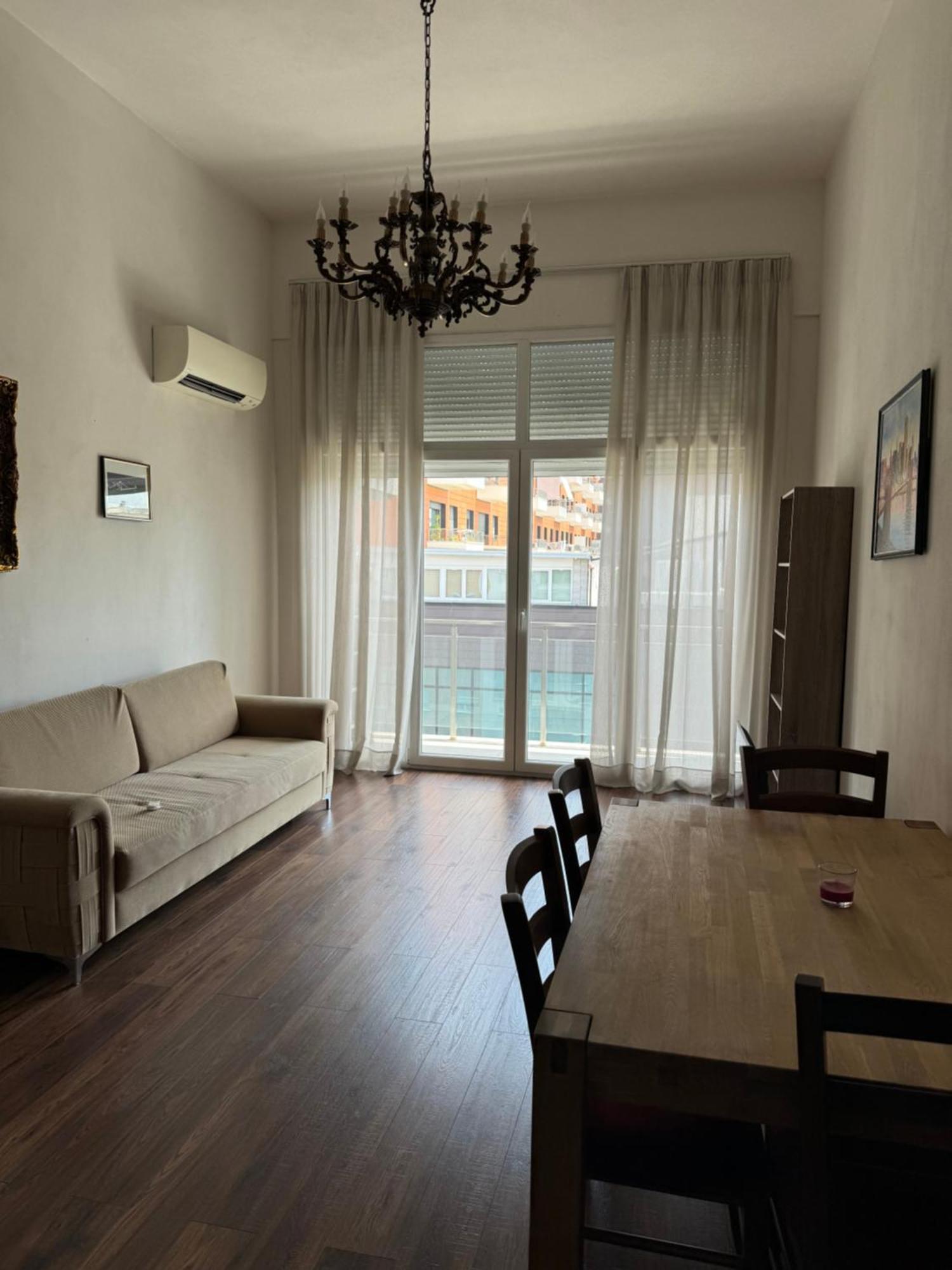 Ambassador Tirana Apartment Esterno foto